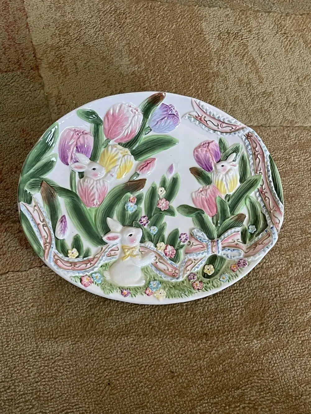 Ceramic Easter Decorative Plate With Bunnies